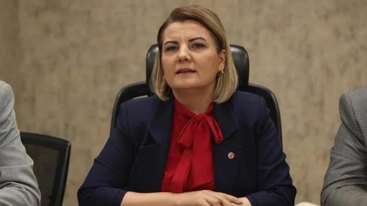 İzmit Belediyesi’ne yolsuzluk operasyonu!