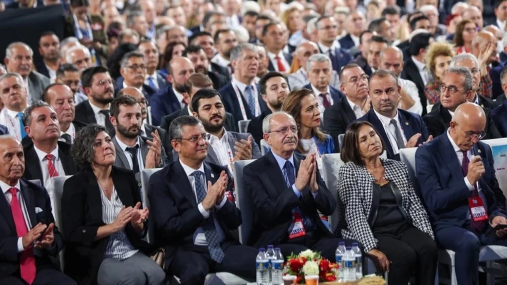 CHP Kurultayı davası ertelendi!