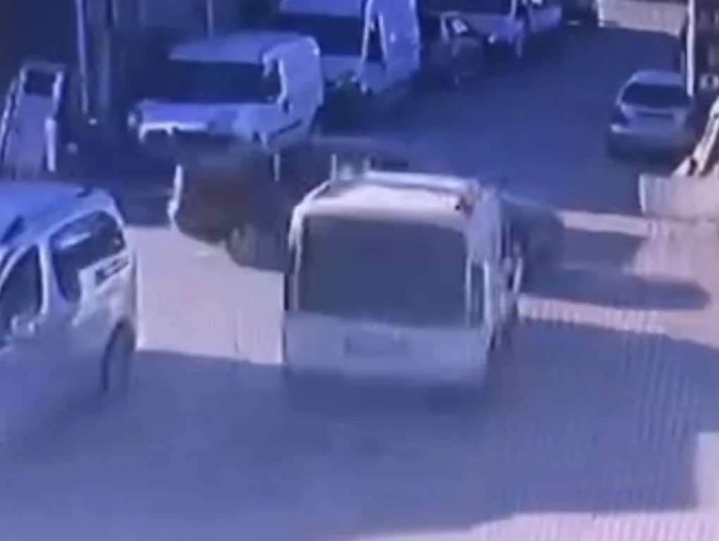 Hurdacılar Sokak’ta kaza korkusu!