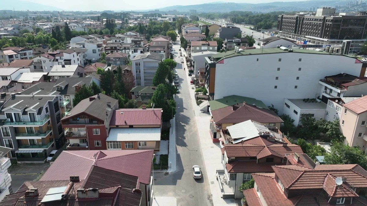 Kartepe’de 27 cadde ve sokak yenilendi