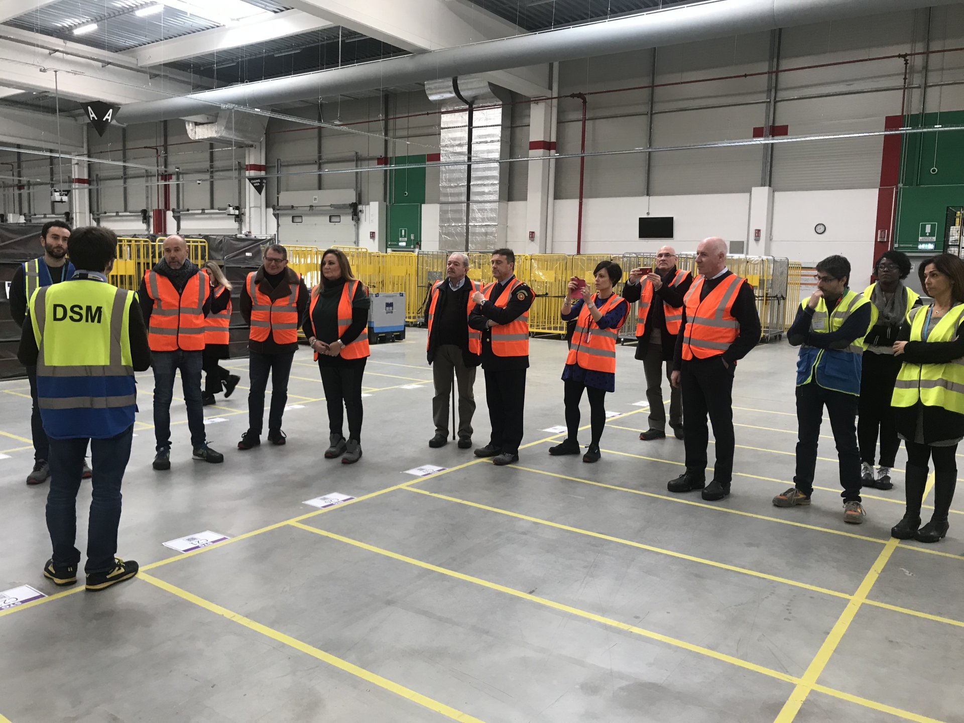 Amazon Apre Le Porte: Ecco I "Segreti" Del Deposito Di Burago Video E Gallery - Prima Monza 1440_x_1920_jpg
