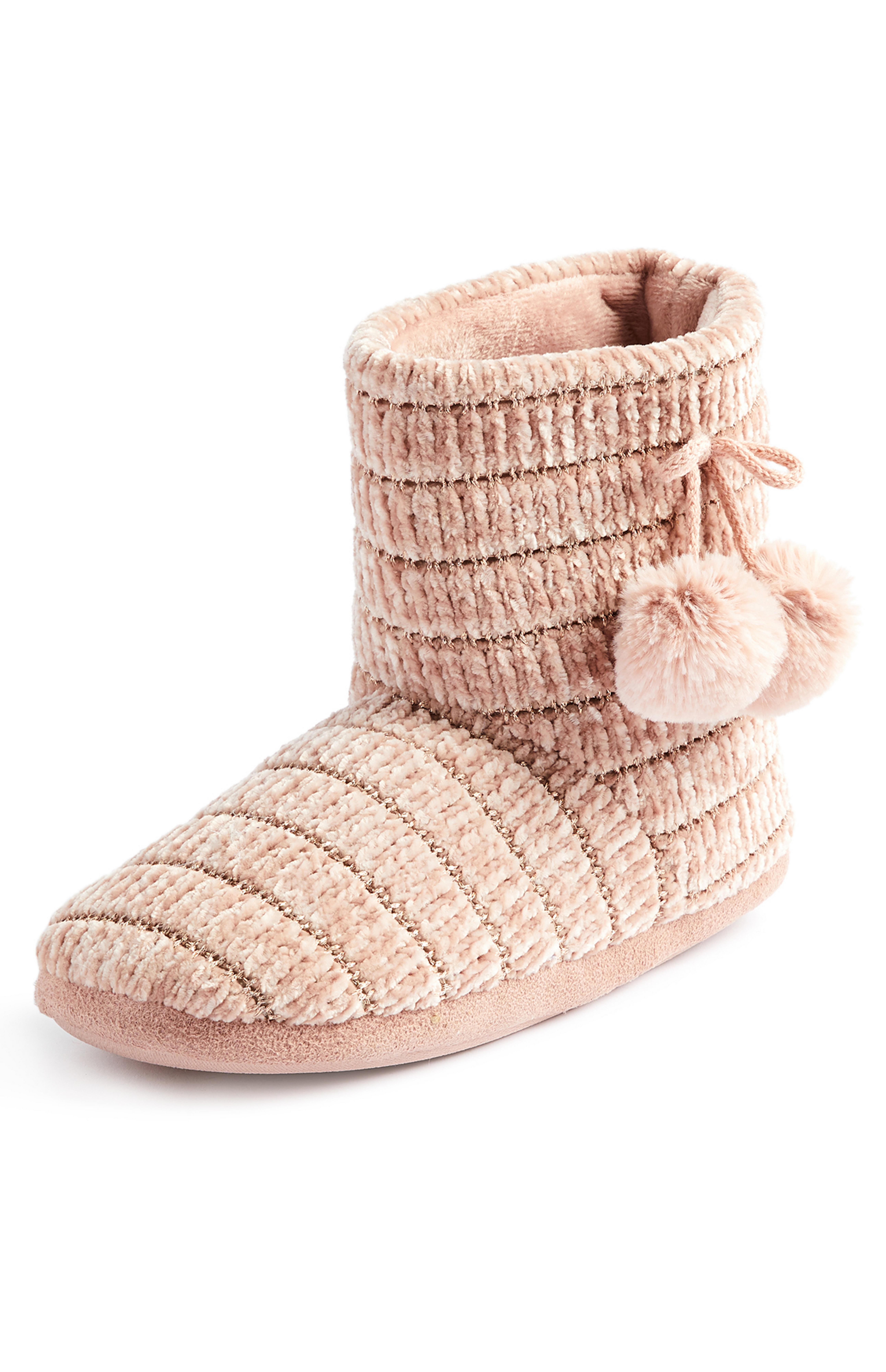 Botinhas pompom aveludadas rosapálido Pantufas para