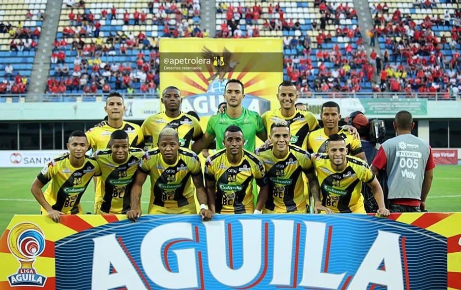 23.10.2021 · alianza tuvo la suya, con pérez en el área, pero el impacto se fue elevado. Jhon Vasquez Dio Asistencia En Triunfo De Alianza Petrolera Frente A Huila Primertiempo Co