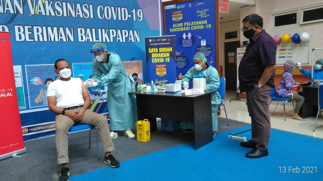 Nakes Vaksinasi di RSUD Beriman Balikpapan | PROKALTIM Media Online Kaltim  Terkini