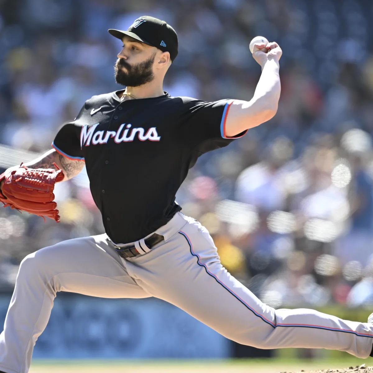 Padres Outlook: Tanner Scott, Bryan Hoeing Added