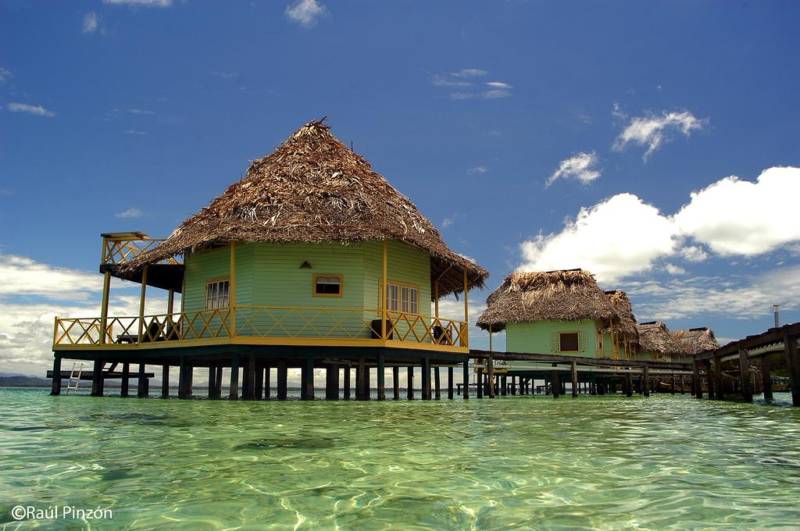 Best Overwater Bungalows In Panama