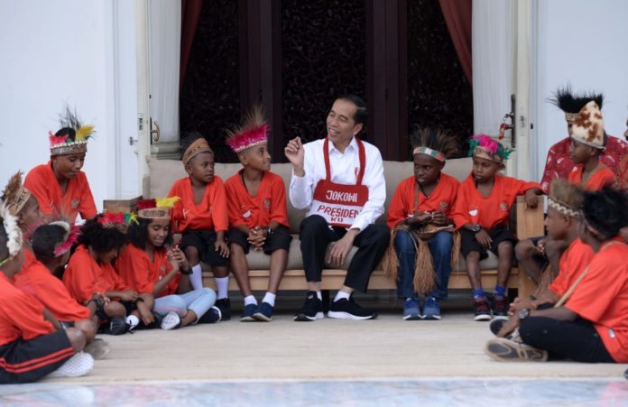 Mengenal ADik, Beasiswa Kuliah S1 dari Pemerintah RI untuk Generasi Papua  dan Daerah 3T | urbanasia.com