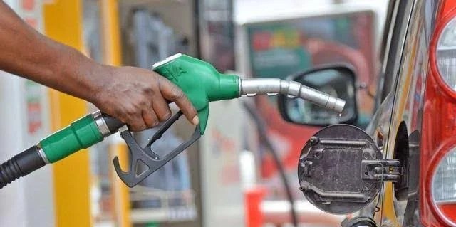 FCCPC questions slow fuel price cuts despite crude oil crash