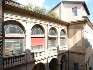 Case Ai Piani Intermedi In Vendita A Centro - Bologna - Pag. 14 - Immobiliare.it 240_x_320_jpg