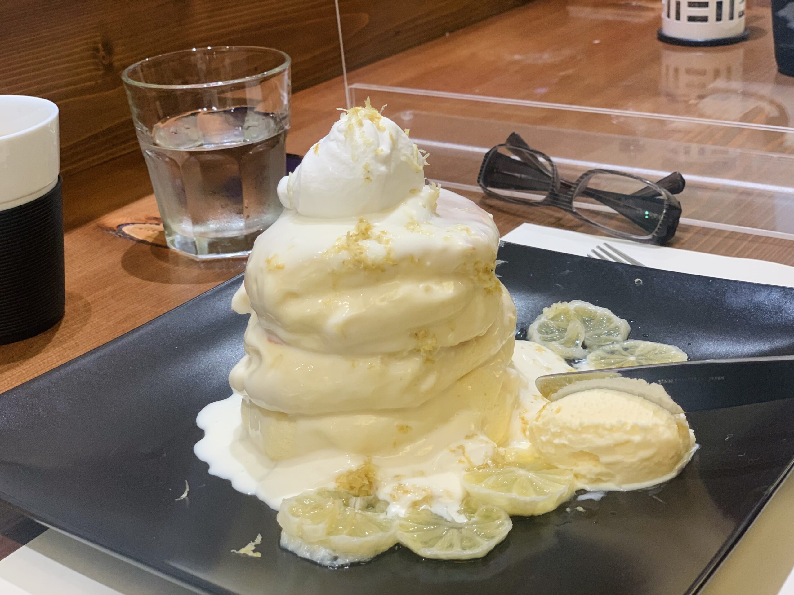 【浅草 紅鶴】予約不可・整理券必須！鉄板で焼く1日60食限定のパンケーキを堪能♡