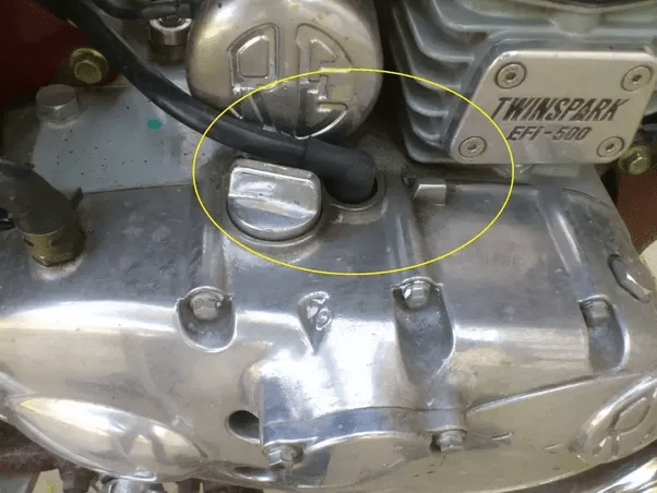 There was no sign of oil on it. How to check engine oil in Royal Enfield Thunder Bird 350 ...