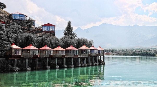 Hello geoguessr people, i quite like the famous places mode even if it's very easy. Is it safe to visit Afghanistan as an American tourist? Do