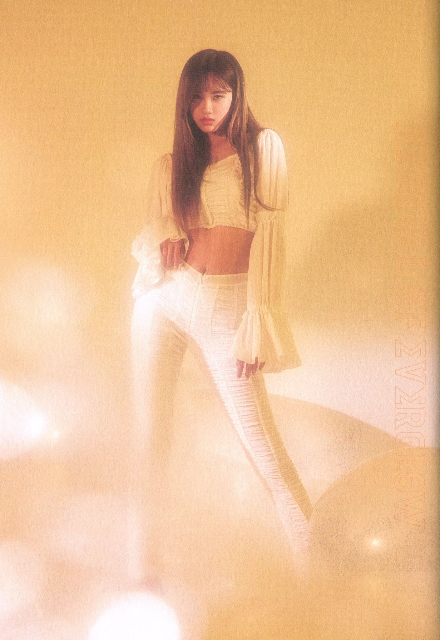 Idola kpop wanita mana yang tidak terlalu kurus dan beratnya lebih dari  50kg? (Tolong posting foto mereka) - Quora