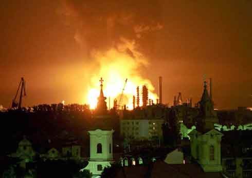 Außenminister droht ein prozess wegen kriegsverbrechen. Did the NATO bombing campaigns in Yugoslavia reduce human