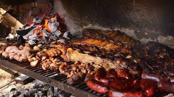 Some argentinians are blond with blue eyes, some are olive complexion with brown eyes and dark hair, . What do people usually eat in Argentina? - Quora