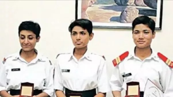 Score the perfect cut for your hair and bid fa. Are There Any Hairstyle Restrictions For Girls In The Indian Army Quora