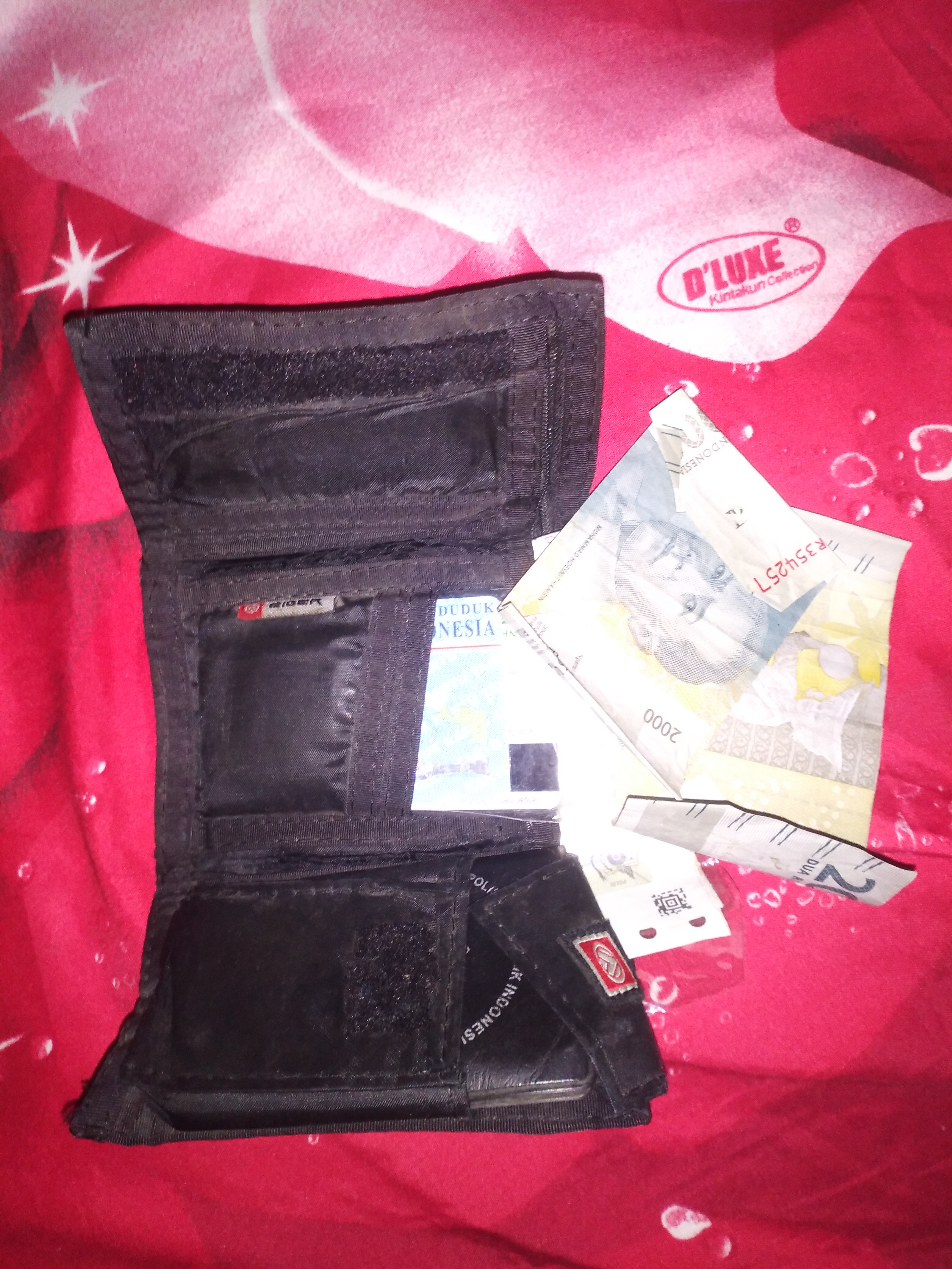 Berapa biasanya uang nominal yang kamu simpan di dompet? - Quora