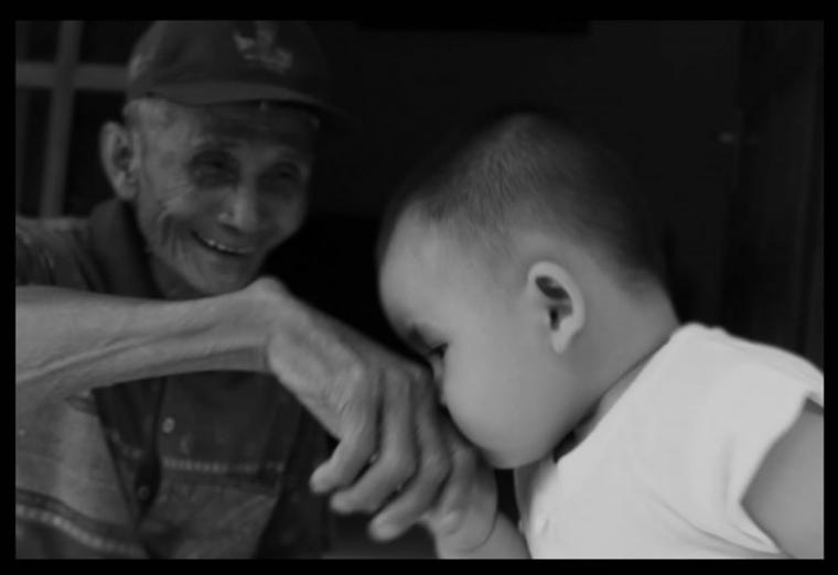 Mengapa masih ada orang yang tidak punya sopan santun memperlakukan orang  tua? - Quora