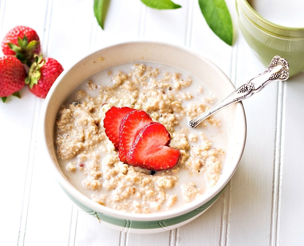 Oats are one of the healthiest grains that can help you lose those fats! How Can Oatmeal Help Reduce Belly Fat Quora