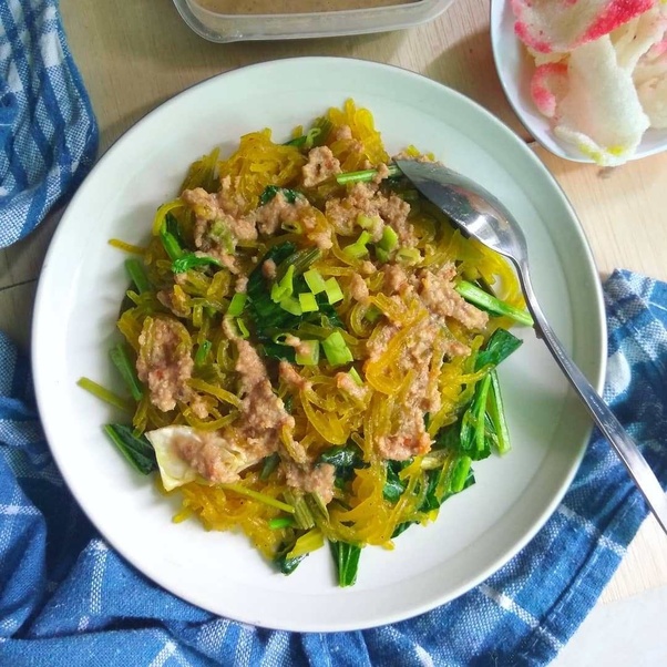 Bakso bakar dengan komposisi yang sehat dalam racikan bumbu special yang membuat membahana lidah siapapun bbm bakso bakar membahana. Apa saja varian masakan olahan mi (misal: mi Aceh, mi Jawa ...