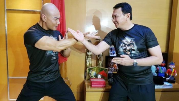 Golongan (kelas) petinju yg berat badannya antara 63,5—67 kg (n olr). 8hyjye9dnm4jmm