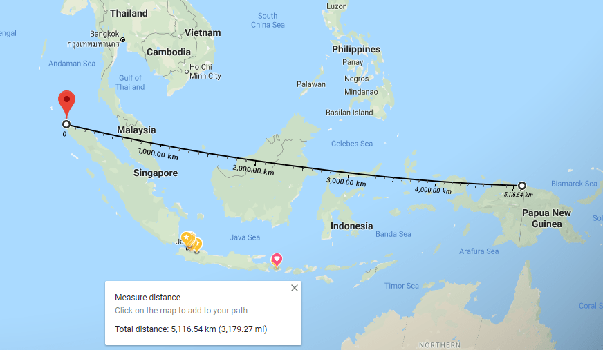 Jika terbang naik pesawat dari Aceh ke Jayapura memakan waktu 9 jam,  mengapa jarak bentang negara kita di peta dunia berukuran kecil? - Quora