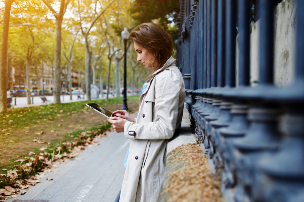 Loans That Work With Your Favorite Banking Apps: Varo, Chime, and More Loans That Work With Your Favorite Banking Apps: Varo, Chime, and More