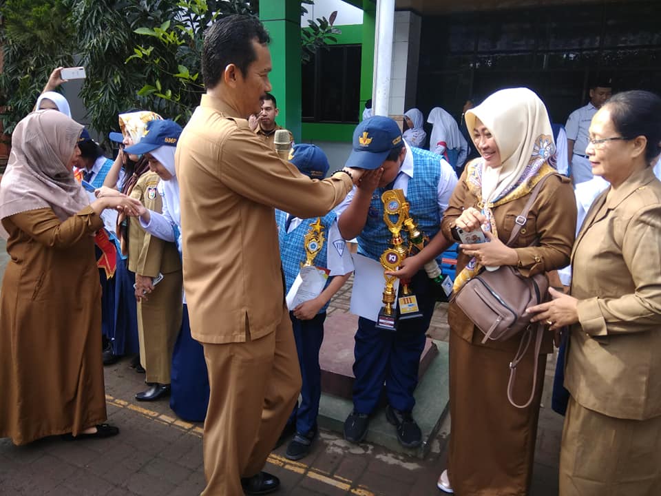 PH 9 Hormat dan Patuh kepada Orang Tua dan Guru Quiz - Quizizz