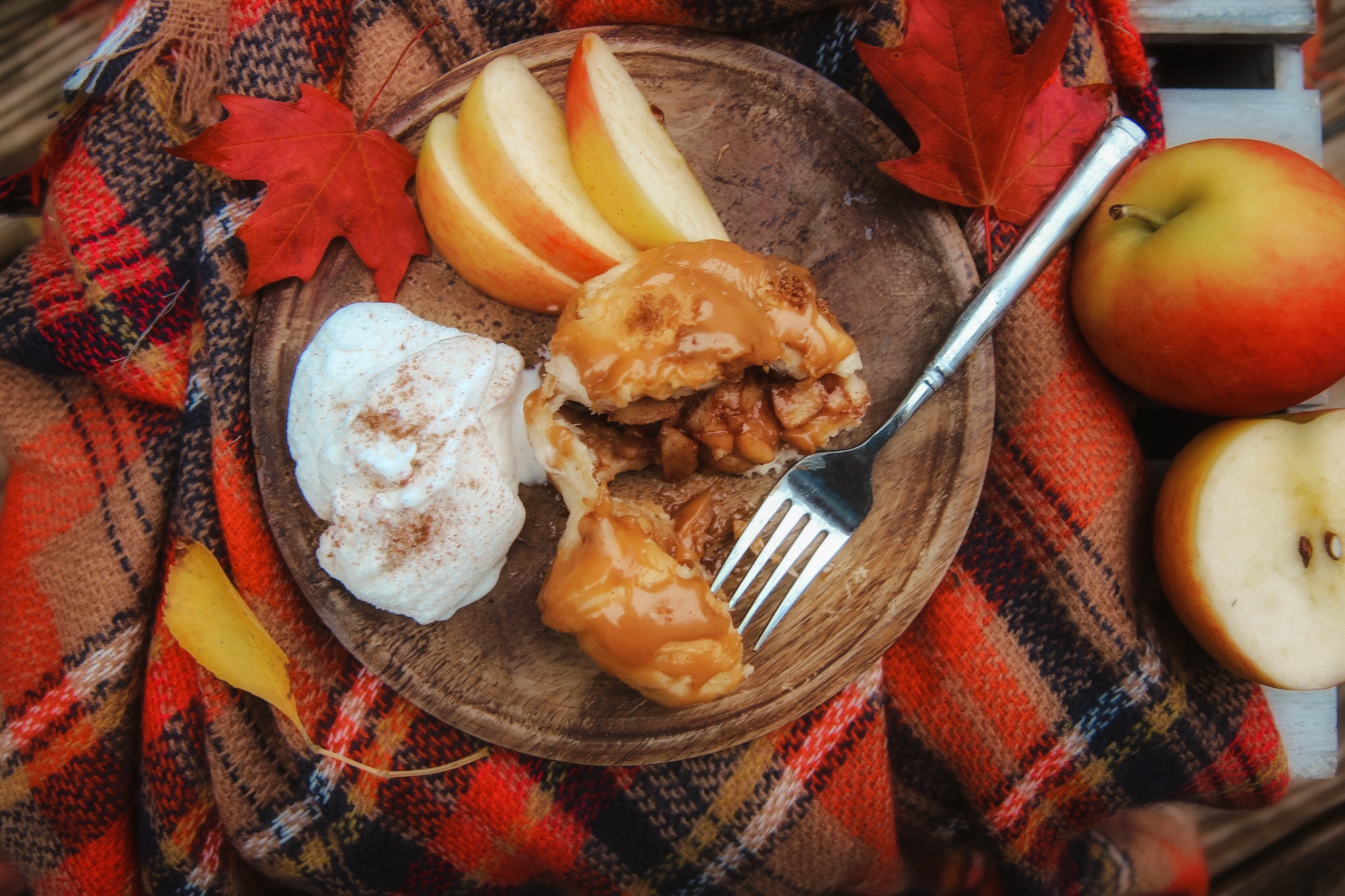 Caramel Apple Pie Rolls
