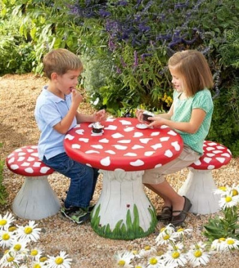 Download free christmas sheet music for hundreds of pieces of christmas carols and music that you can print and use with your choir, band, or family. Handpainted Mushroom Table and Set of 4 Stools Special by