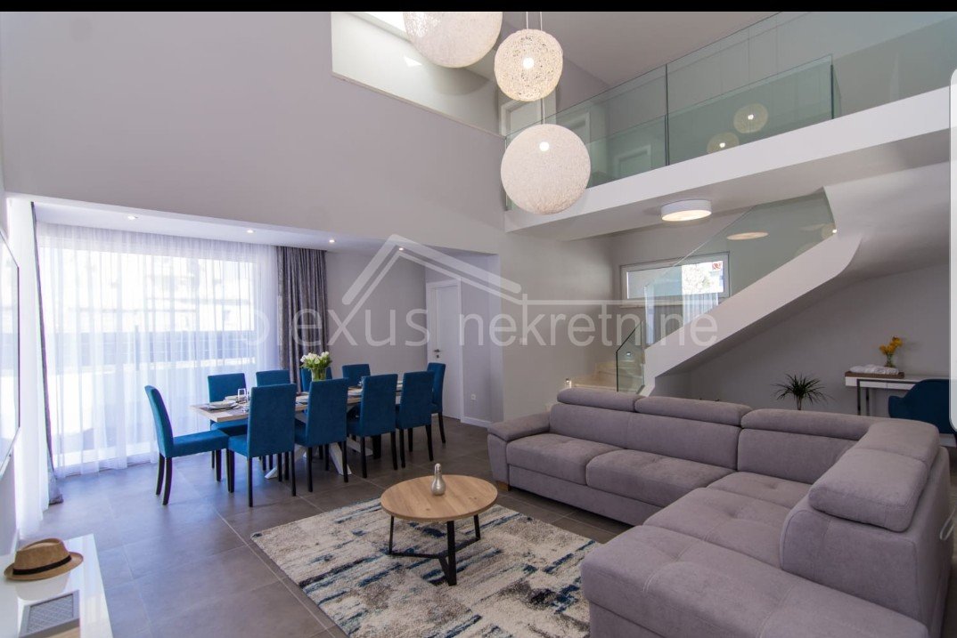 House 202 M2 For Sale Kastel Kambelovac Plexus Nekretnine
