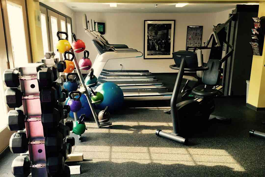 The loring park district is a cultural hub where old meets new and diverse populations int. Loring Park Apartments Minneapolis Mn 55403