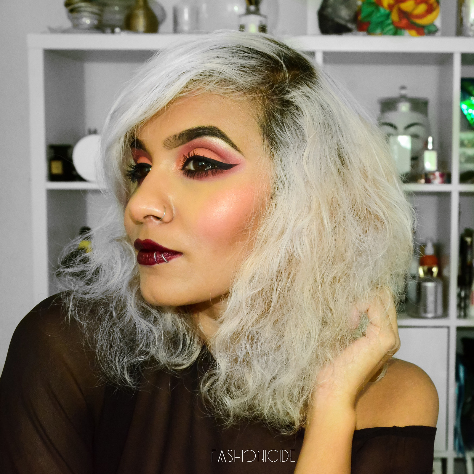 REVIEW, SWATCHES & MAKEUP LOOK // Stila’s Perfect Me, Perfect Hue in Tan/Deep