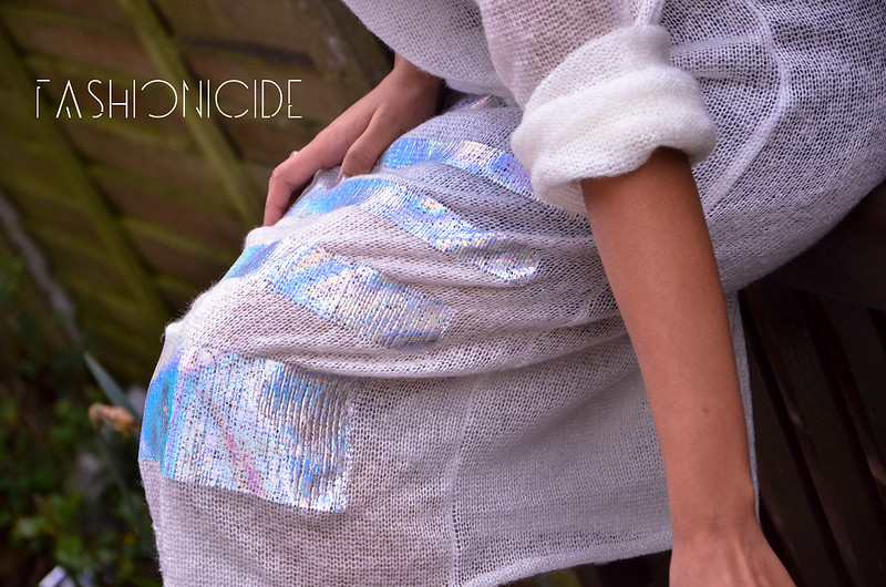 Easy-to-Wear Hologram from The Ragged Priest
