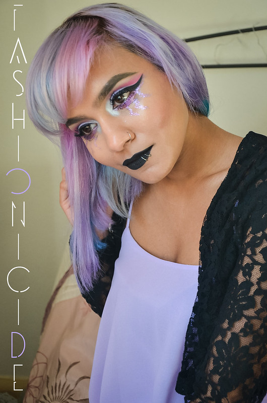 HOW TO: Mermaid Glitter Tears
