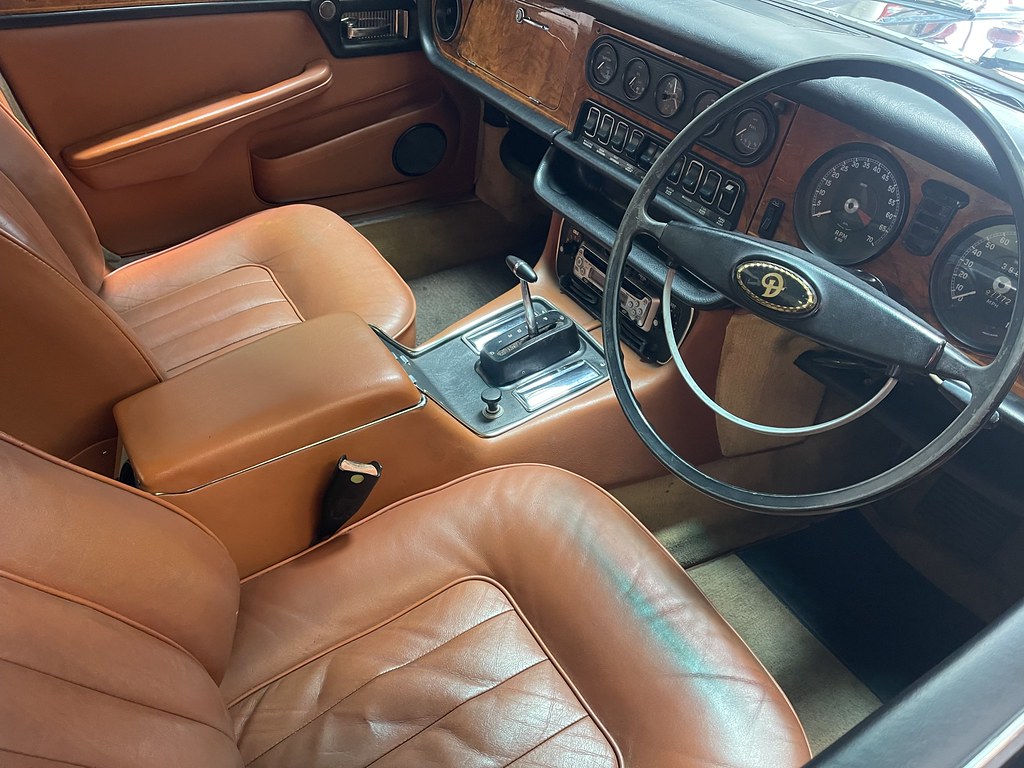 My Daimler Double-Six Vanden Plas Series 1