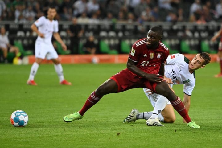 Is the title race open once more? Monchengladbach 1 1 Bayern Munich Player Ratings From Thrilling Bundesliga Opener Opera News