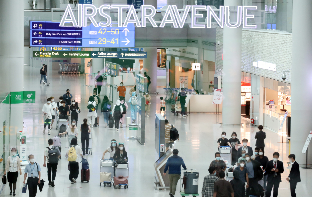 Incheon international airport is one of the main transport hubs of northeast asia. Incheon Airport S Passenger Traffic Hits High For 2021 In Early Aug