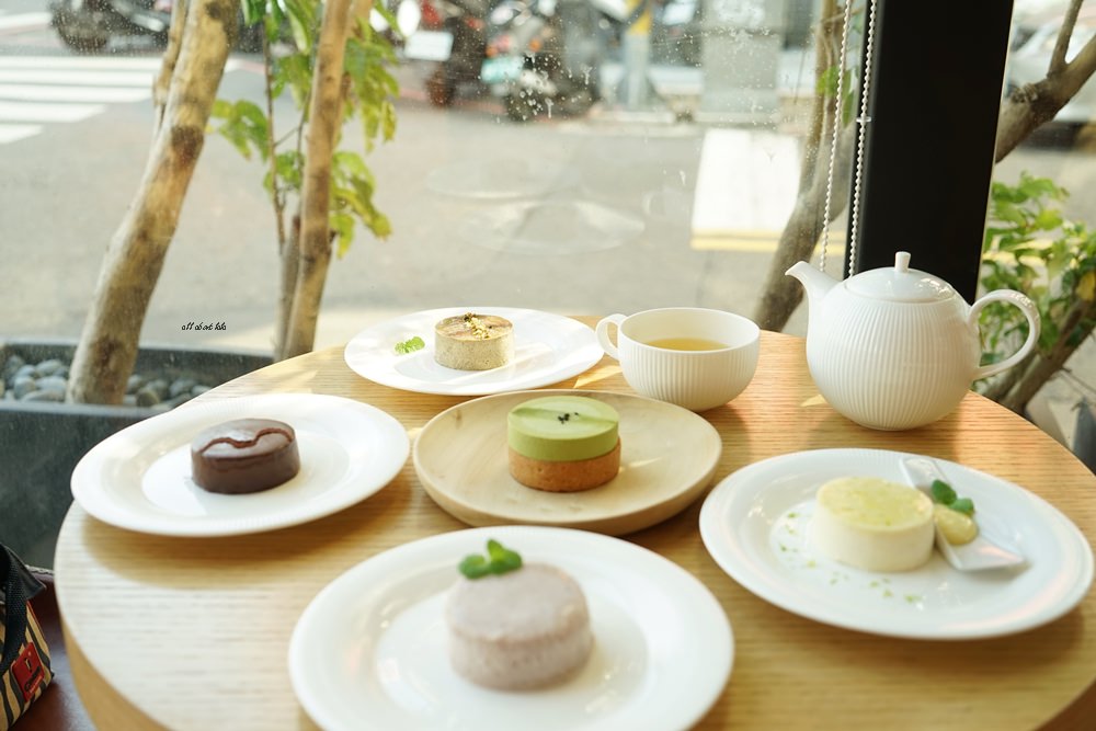 台中甜點 1%bakery 下午茶 超香濃的重乳酪蛋糕推薦-公益路美食