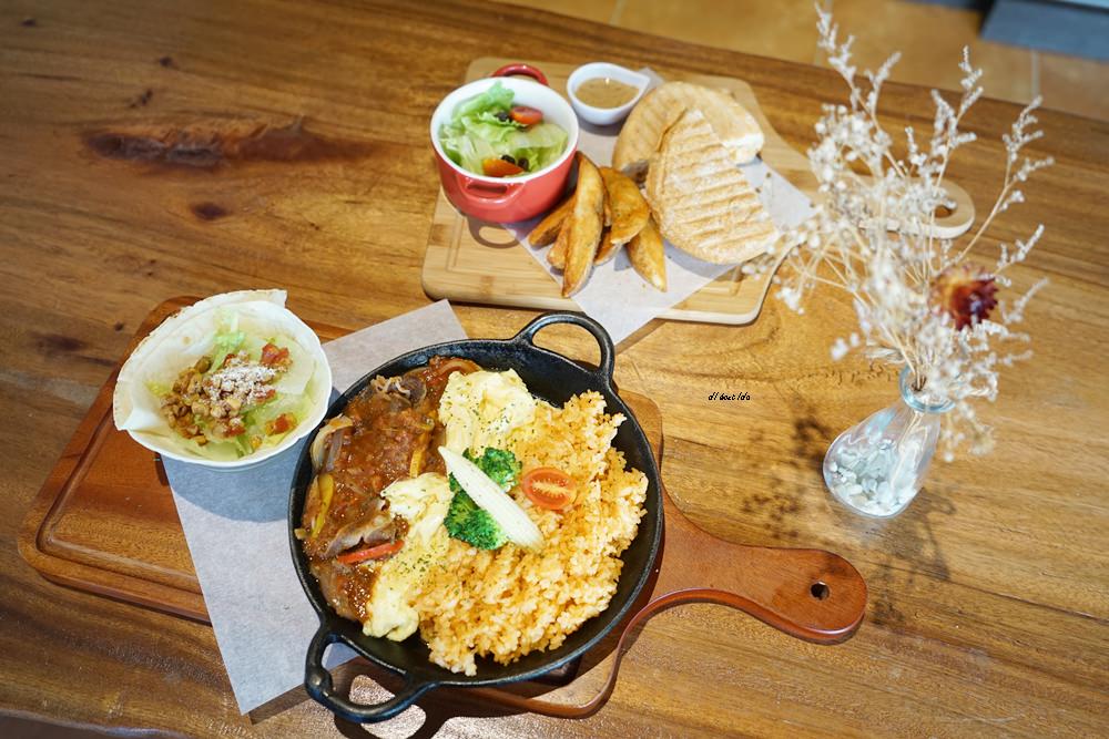 埔里早午餐推薦 keting客廳 新增午晚餐 美式漢堡 義大利麵與飯食
