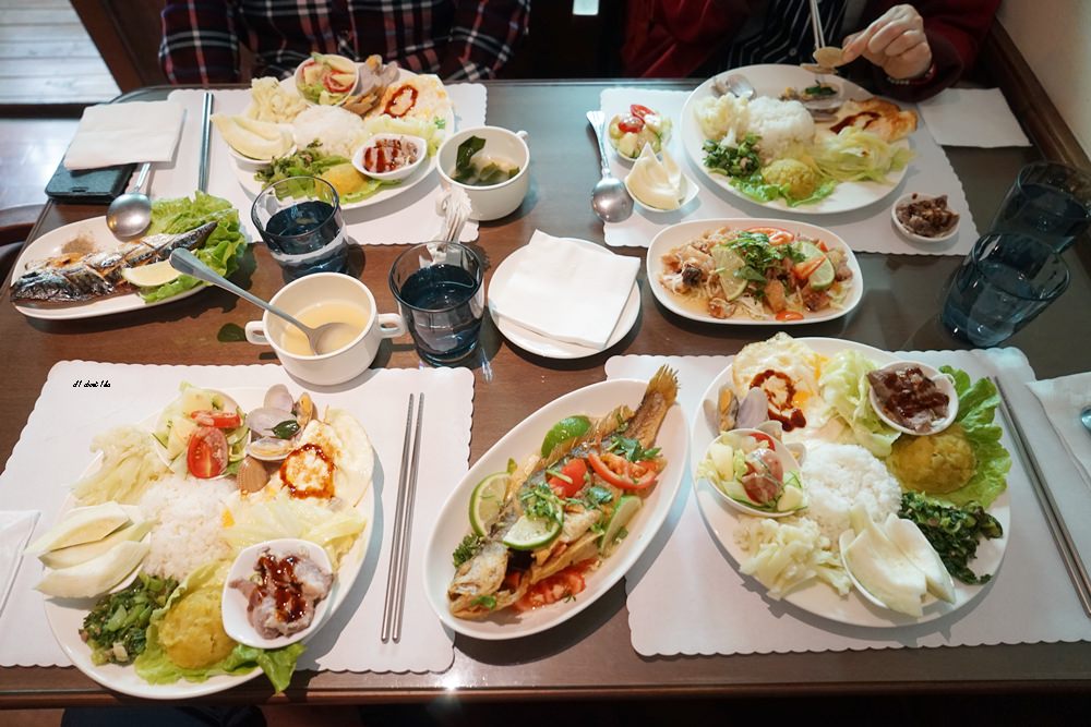埔里餐廳推薦 訴說生活 藝文氣息濃厚的簡餐店 一份餐點八種配菜