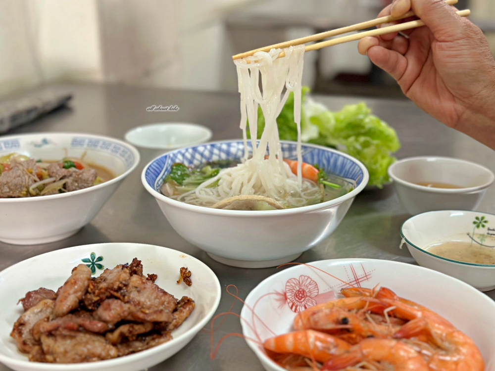 南投市 小簪越南料理 縣政府附近的清爽河粉與越南小菜 推薦燒肉必點