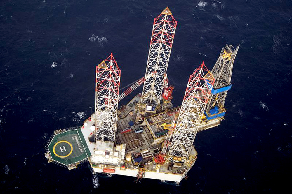 An offshore rig move usually use a lead good capacity tug coupled with one or more . test | Rig-Mover