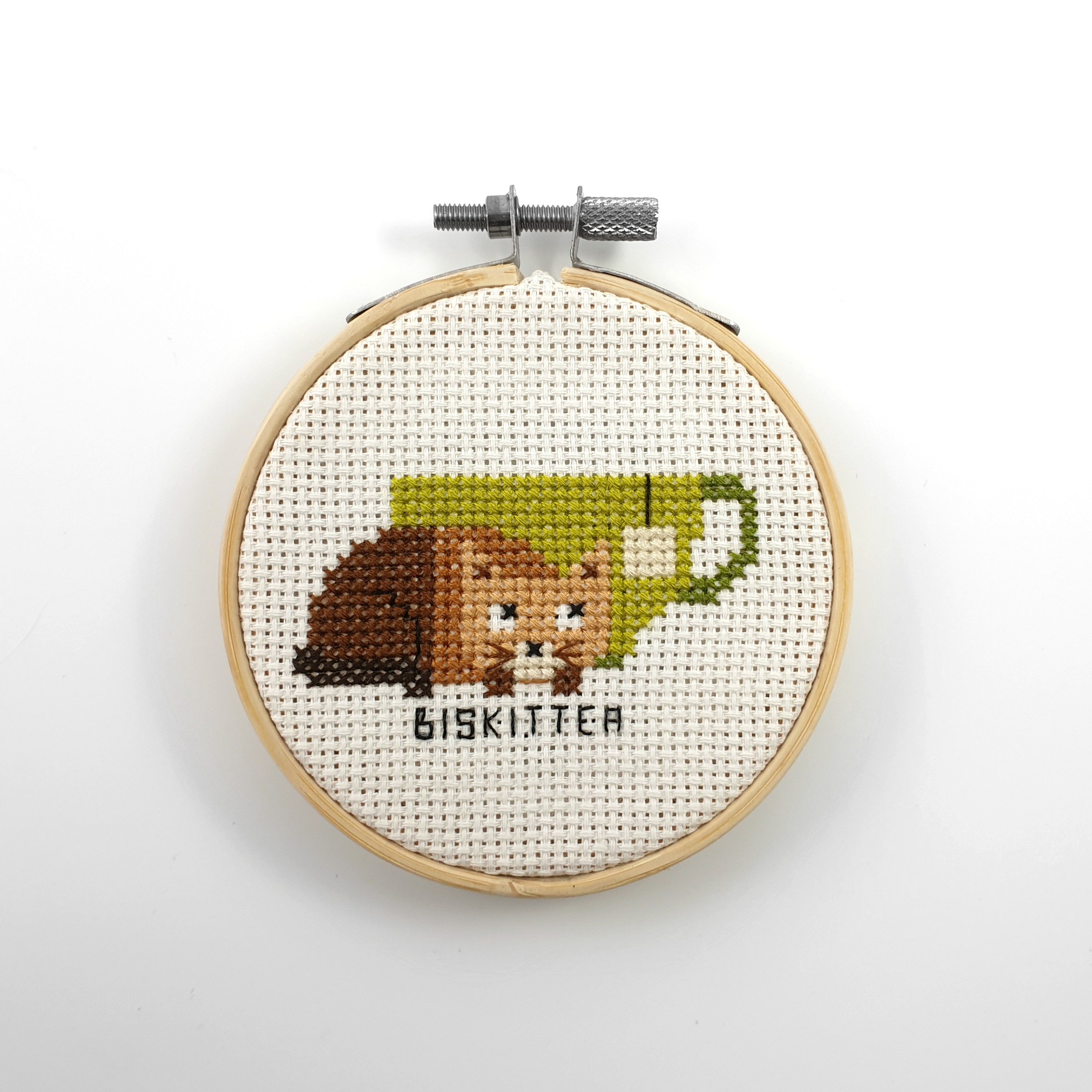 Biskittea cross stitch pdf pattern