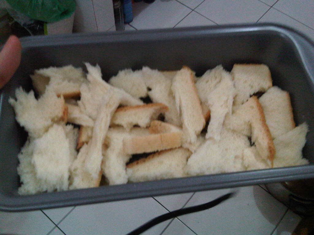 Bahan polesan tiap sisir : Resep Puding Roti Pisang Coklat Keju Panggang Bufeb S Home