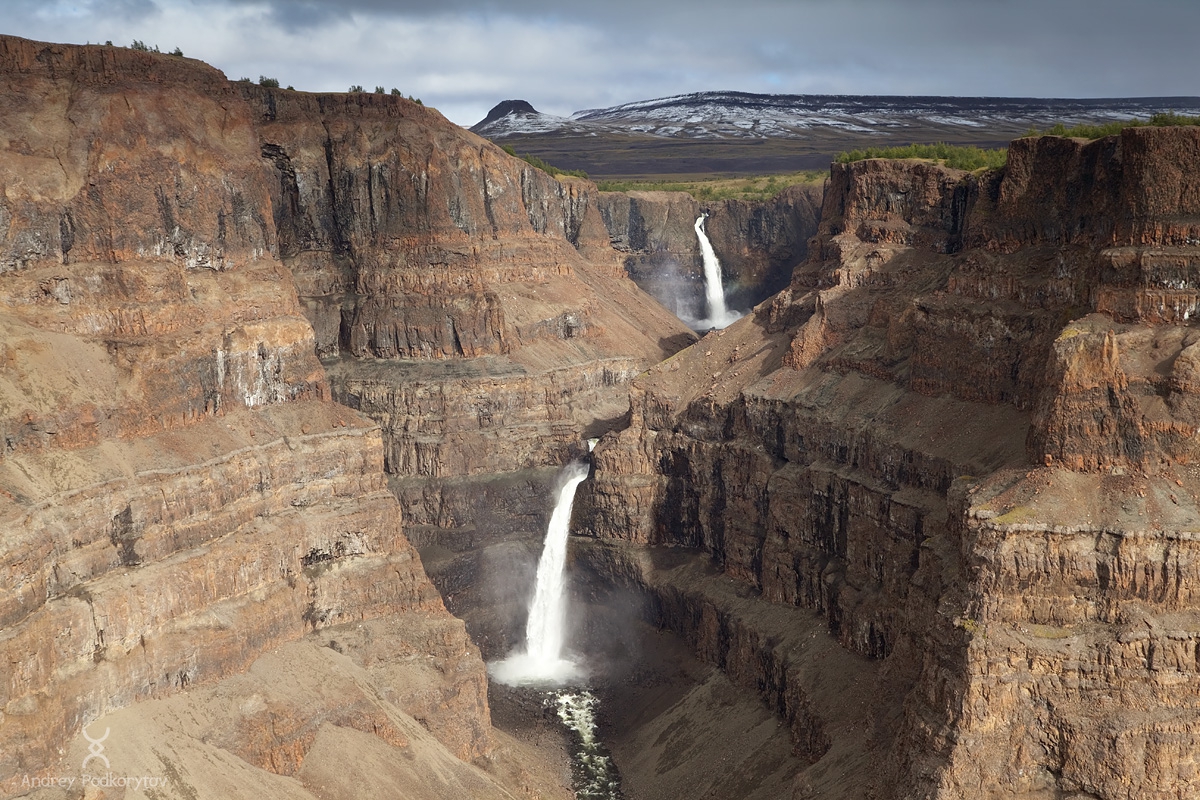 Крупнейший равнинный водопадный комплекс раскинулся на речных рукавах, . Odinochnyj Peshe Vodnyj Pohod Po Plato Putorana 2018 Cherez Samye Samye Vodopady Risk Ru