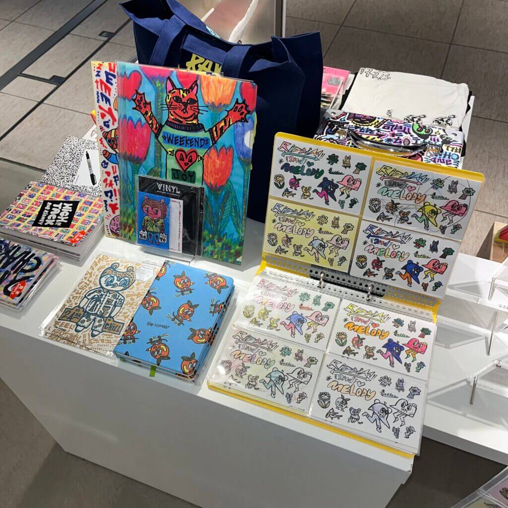 「I Love Friday」@VINYL GALLERY