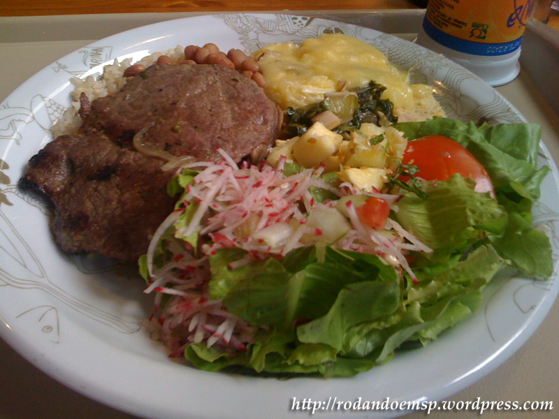 Sesc Pompeia Entretenimento Comida Barata E Saudavel Rodando Em Sao Paulo Gastronomia E Entretenimento