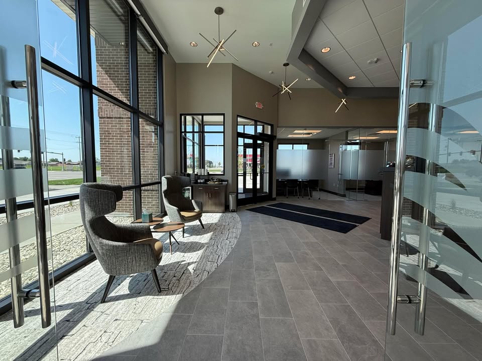 American Bank &Amp; Trust Marks Opening Of 2 Branches 5 ywAAAAAAQABAAACAUwAOw==