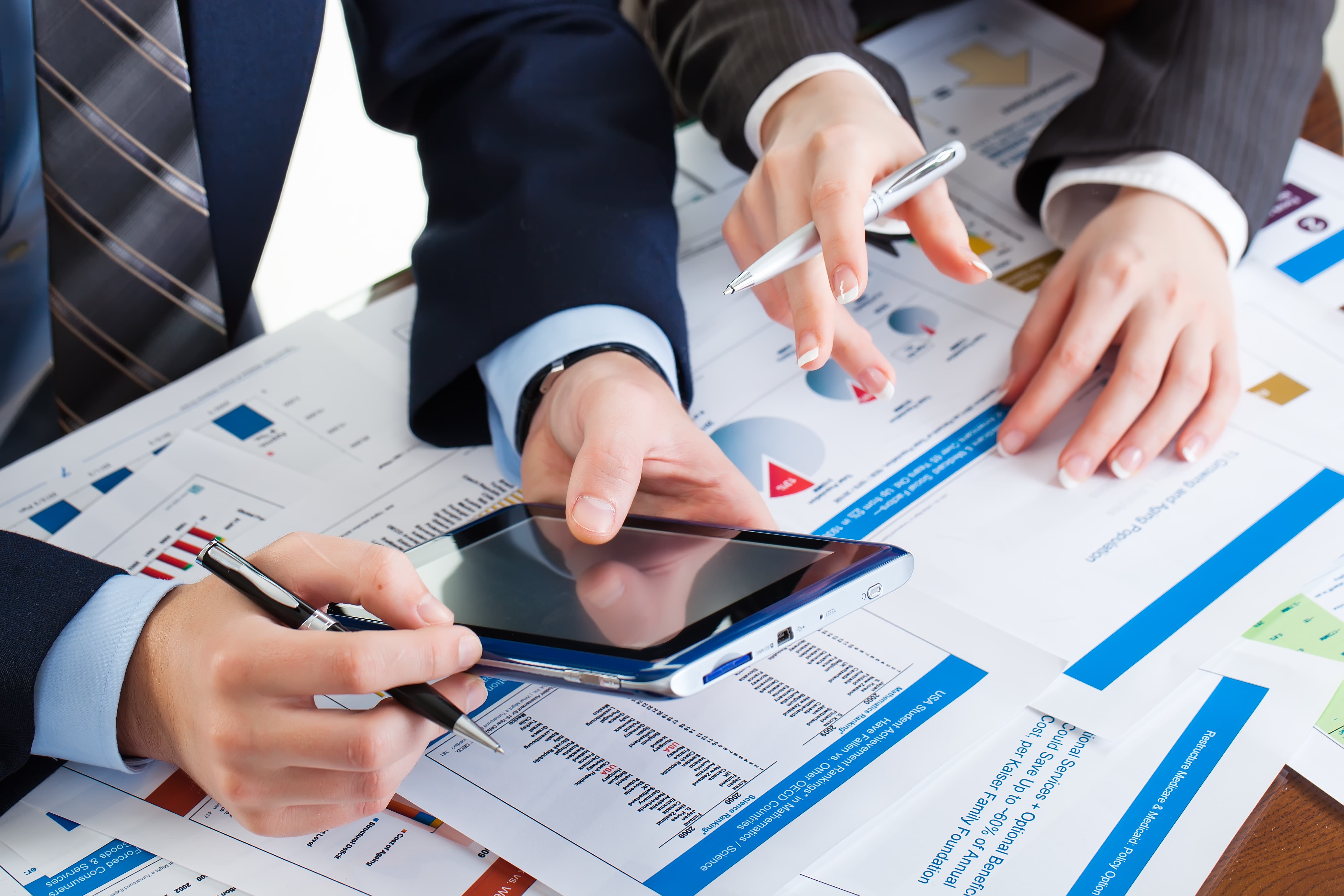Project on a page - A Management Reporting Tool - Rsured
